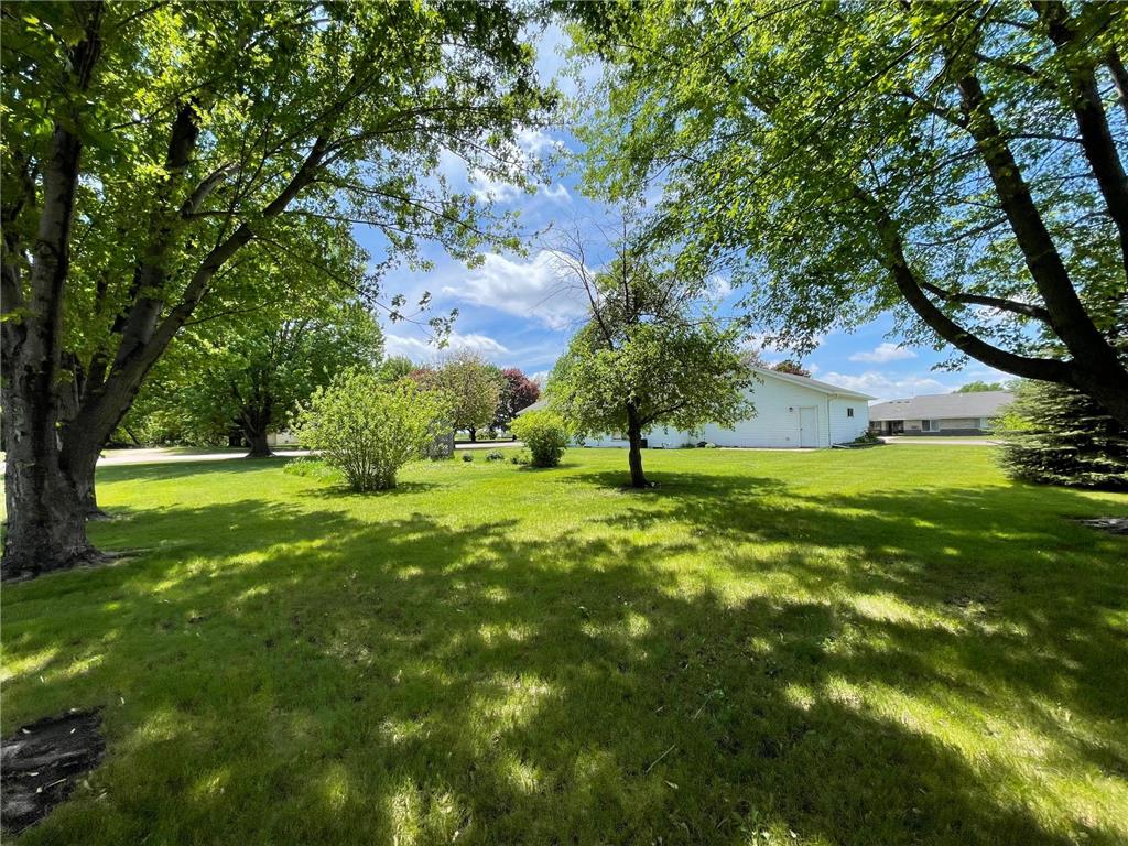 208 Broad Street S Comfrey MN 56019 7079033 image3
