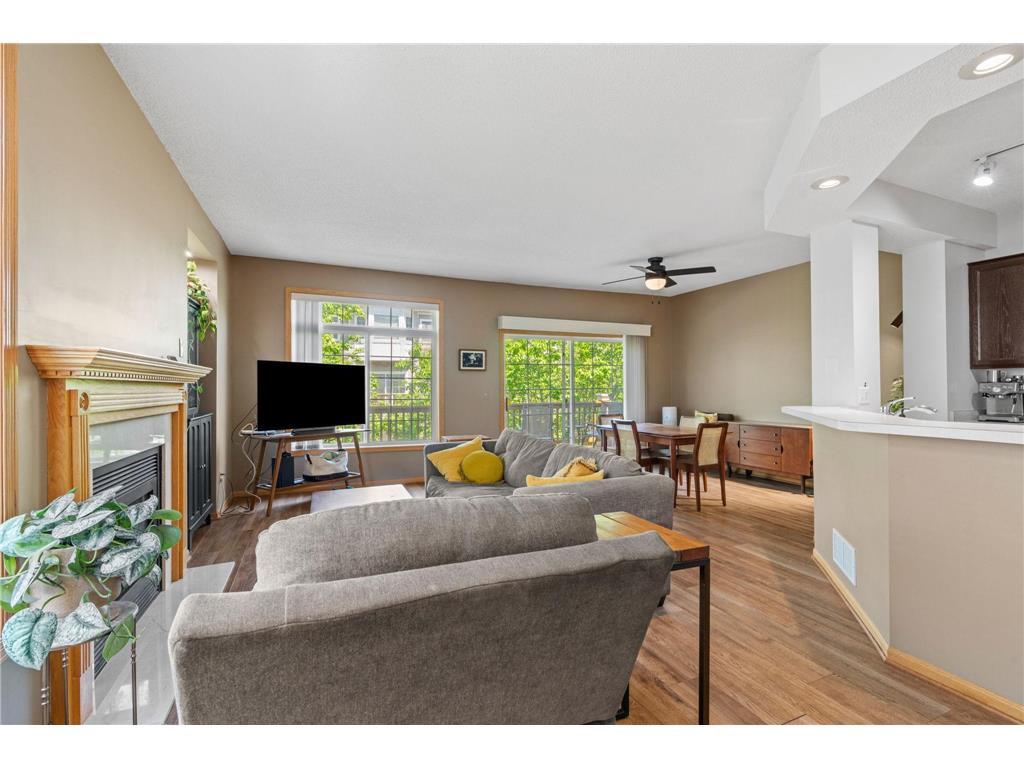 208 Christenson Way NE Fridley MN 55432 7080393 image15
