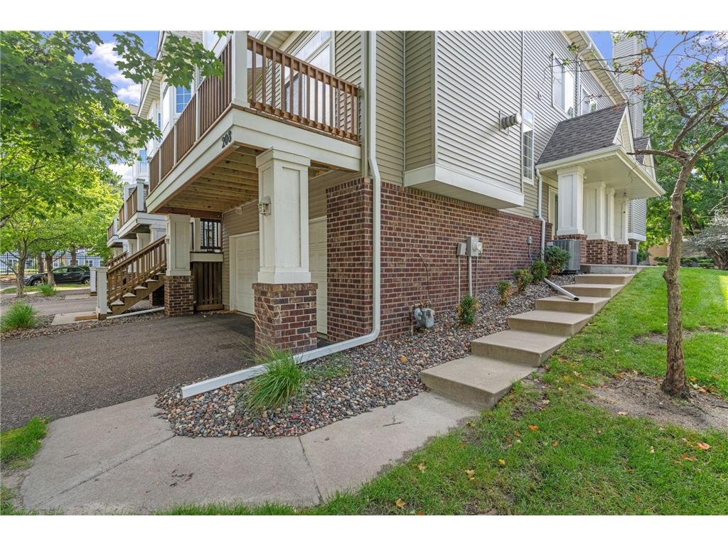 208 Christenson Way NE Fridley MN 55432 7080393 image3