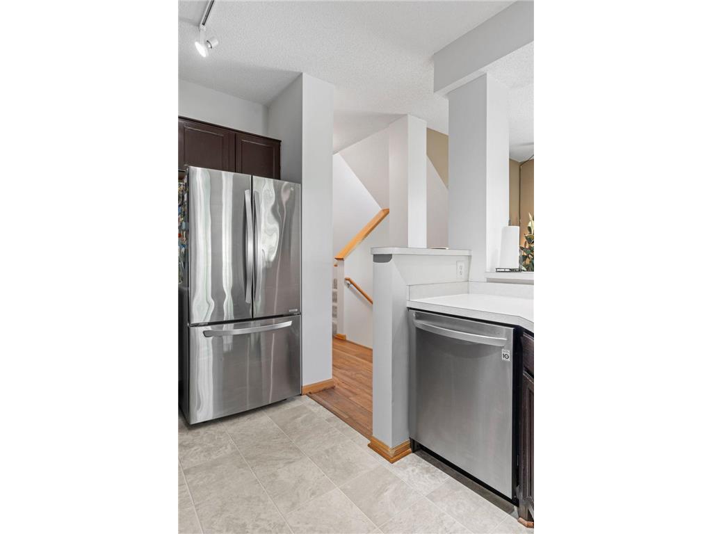 208 Christenson Way NE Fridley MN 55432 7080393 image8
