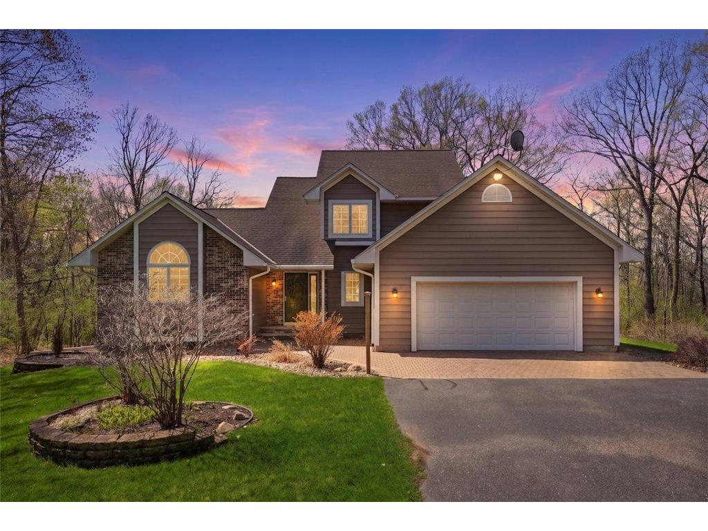 208 Country Oaks Road Troy Twp WI 54022 7099856 image3