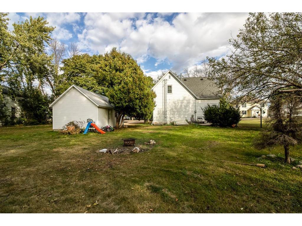 208 Dugan Street S Welcome MN 56181 6801972 image17