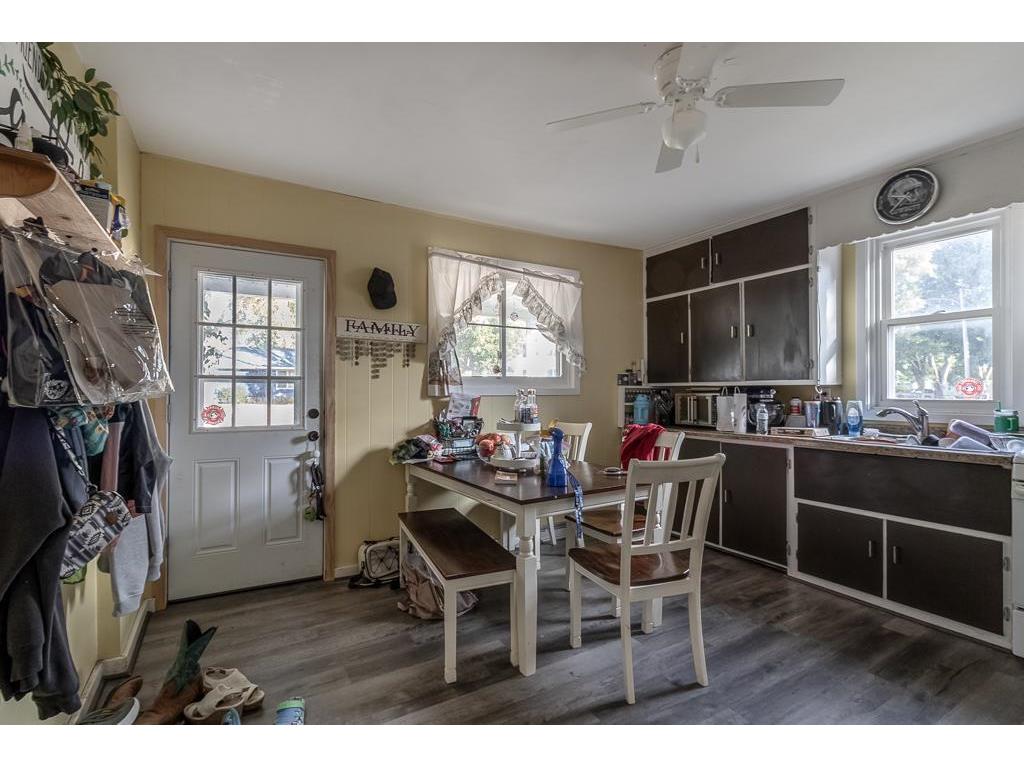 208 Dugan Street S Welcome MN 56181 6801972 image3