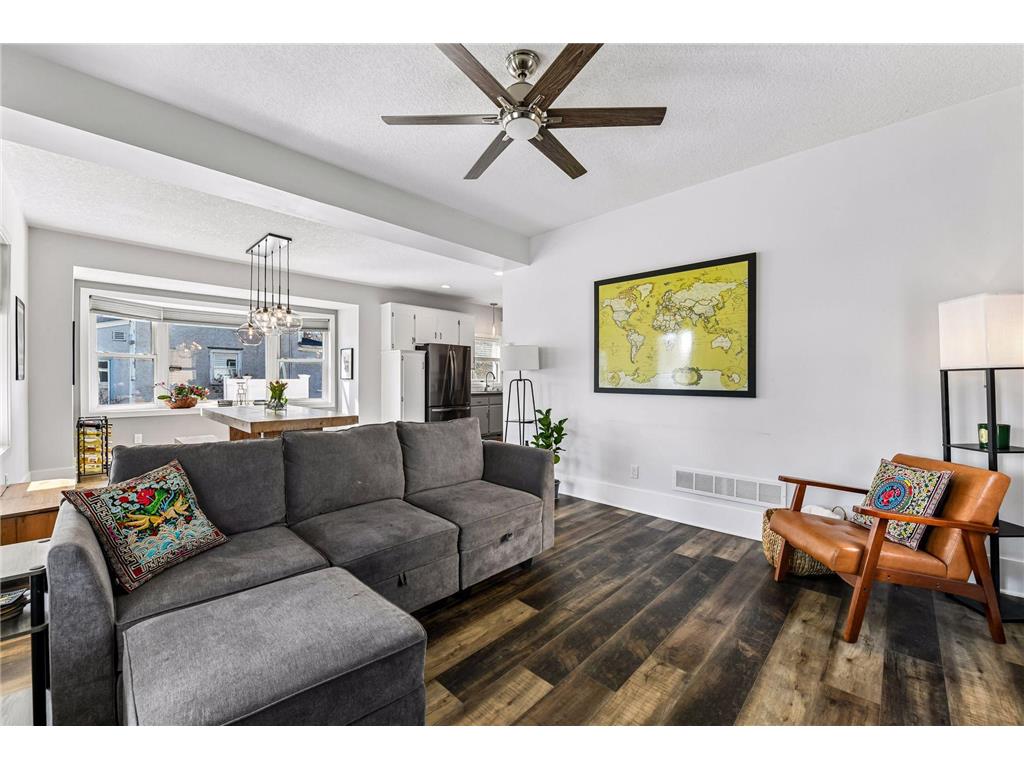 208 E 1st Street Waconia MN 55387 7033205 image20