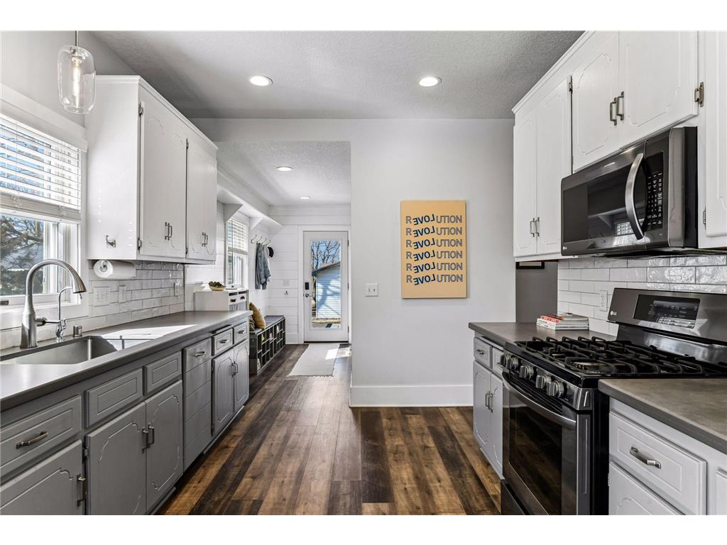 208 E 1st Street Waconia MN 55387 7033205 image23
