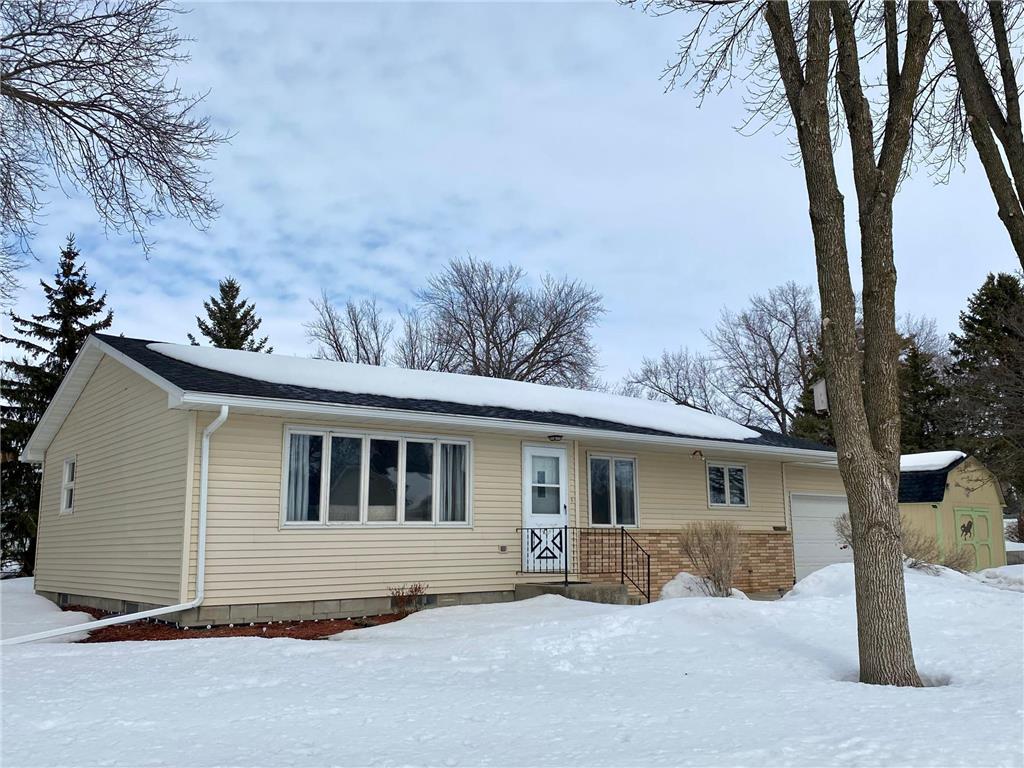 208 E Fairview Avenue, Olivia, MN, 56277 MLS 6345196 Edina Realty