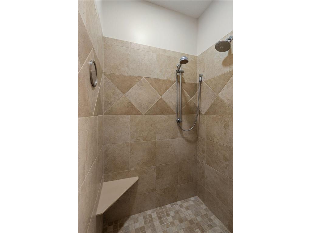 208 E Lake Street Waconia MN 55387 - Waconia 7046735 image42