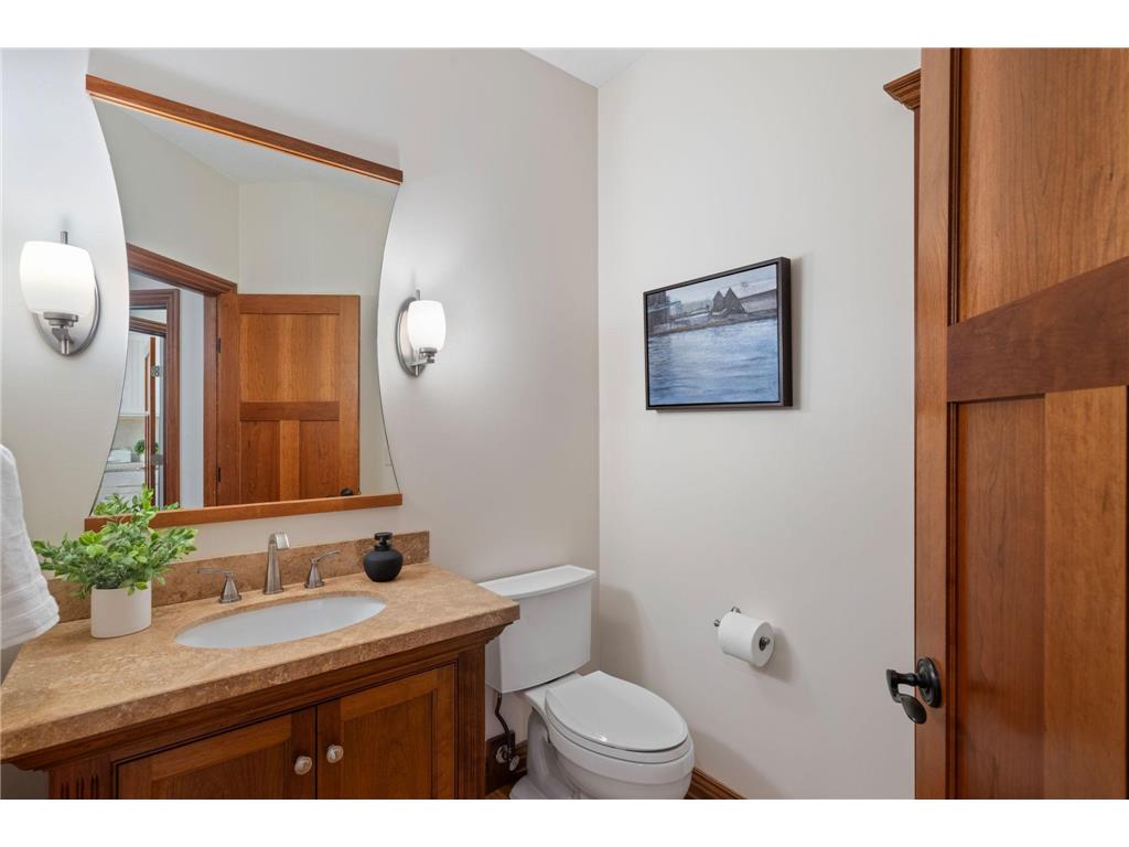 208 E Lake Street Waconia MN 55387 - Waconia 7046735 image44