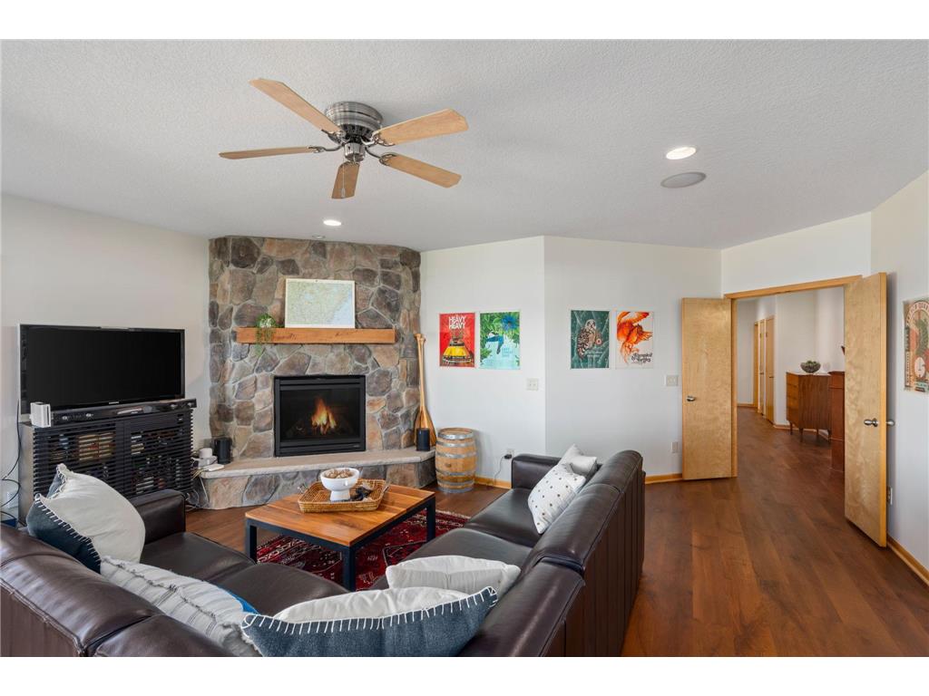 208 E Lake Street Waconia MN 55387 - Waconia 7046735 image55