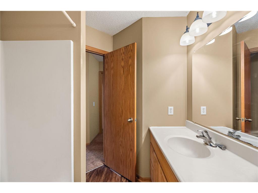 208 E Orchard Street Belle Plaine MN 56011 7063456 image17