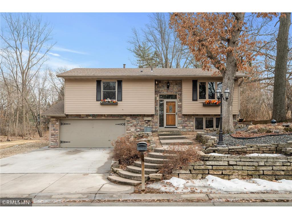 208 Glenmar Avenue Mahtomedi MN 55115 6686310 image1