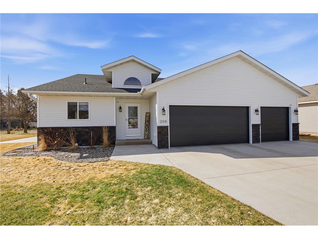 208 Iris Lane NE Saint Joseph MN 56374 7043489 image1
