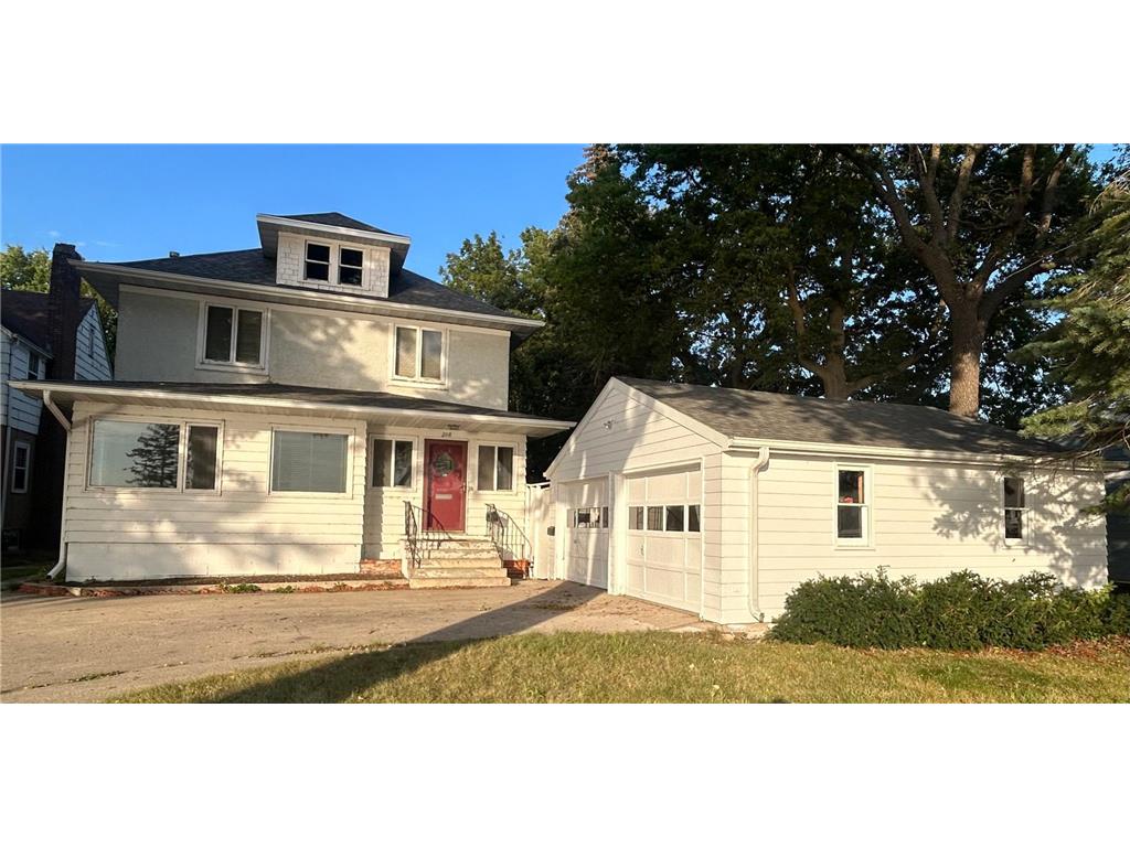 208 Lake Street Worthington MN 56187 - Okabena 6599813 image1