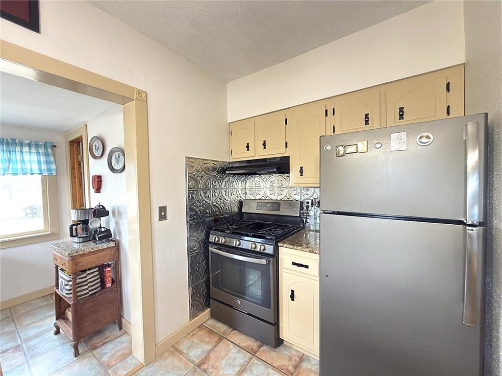 208 Margaret Avenue Barry MN 56210 7040472 image8