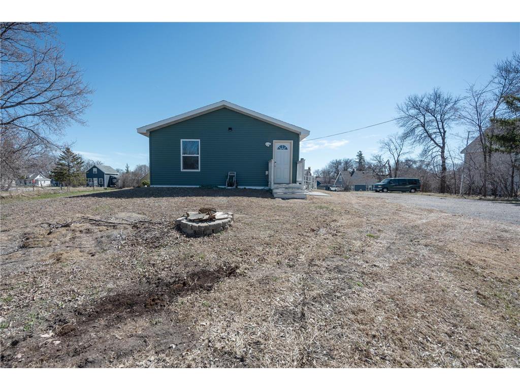 208 Minnesota Avenue Detroit Lakes MN 56501 7059720 image39