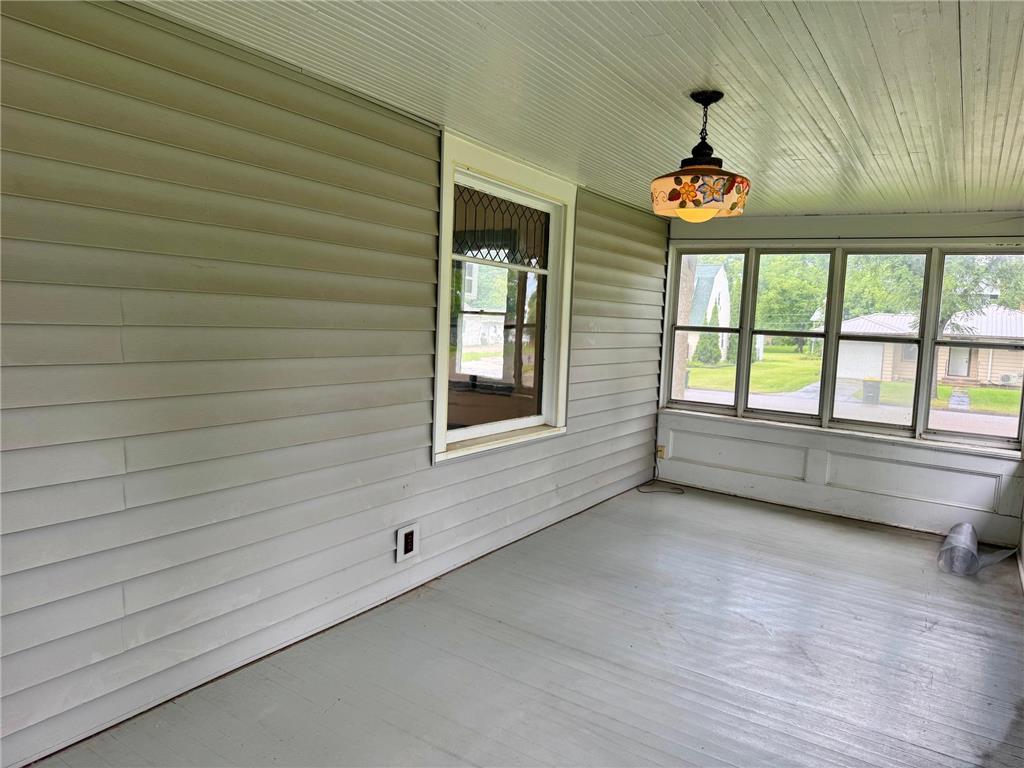 208 N 7th Street Olivia MN 56277 6780651 image4