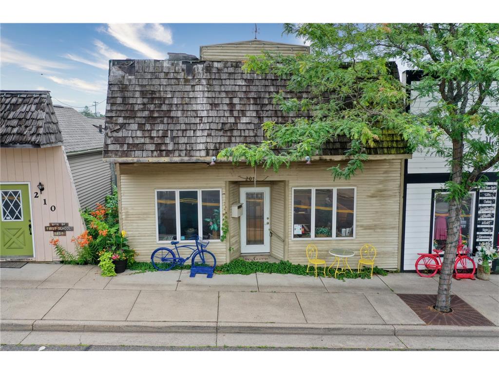208 N Cascade Street Osceola WI 54020 6583310 image1
