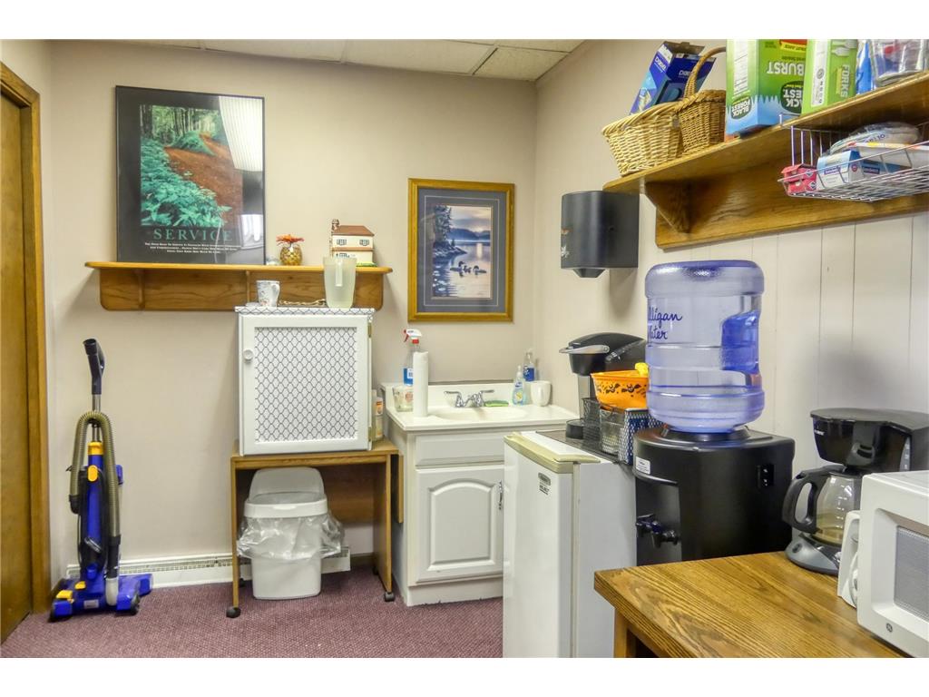 208 N Cascade Street Osceola WI 54020 6583310 image12
