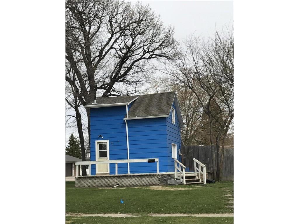 208 N Nelson Street, Crookston, MN, 56716 MLS 6342647 Edina Realty