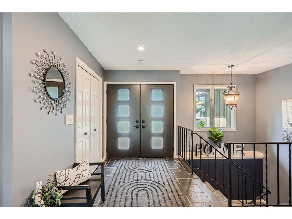 208 N Wasson Lane River Falls WI 54022 6594624 image1