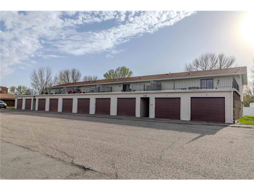 208 NW 5th Street NW #B Dilworth MN 56529 7080090 image1