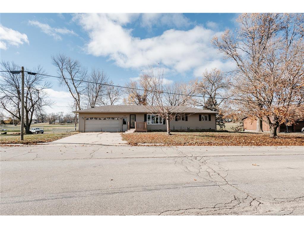 208 Powers Avenue N Alden MN 56009 6821074 image1