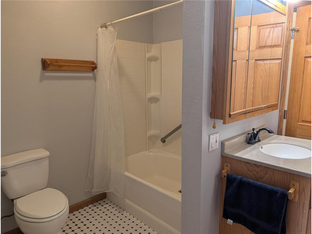 208 S 7th Street Montevideo MN 56265 7086832 image11