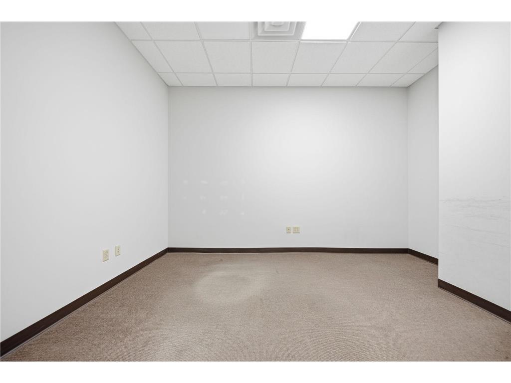 208 S Knowles Avenue New Richmond WI 54017 7097042 image18