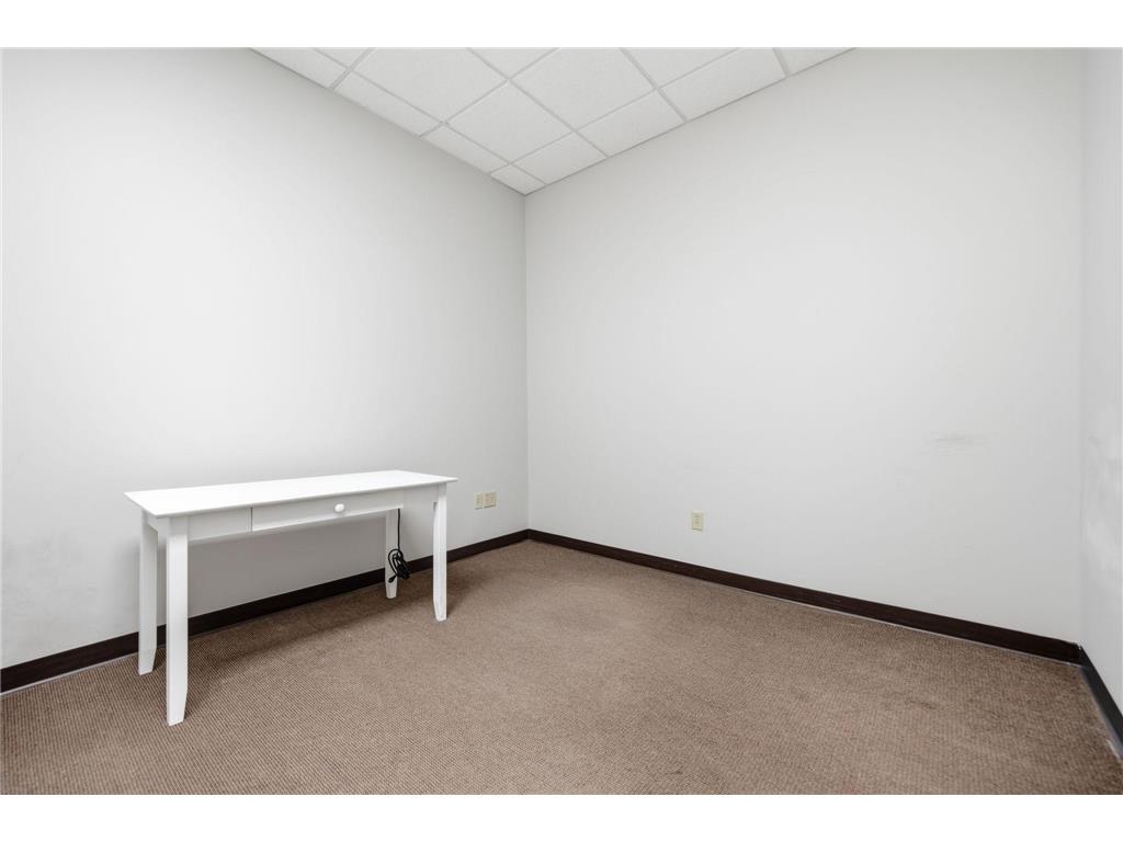 208 S Knowles Avenue New Richmond WI 54017 7097042 image20