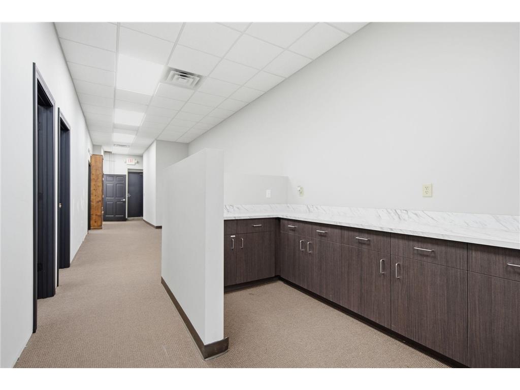 208 S Knowles Avenue New Richmond WI 54017 7097042 image8