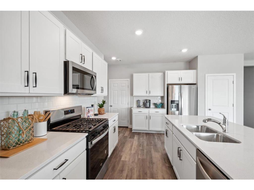 2080 Aquarius Drive Shakopee MN 55379 6796698 image1