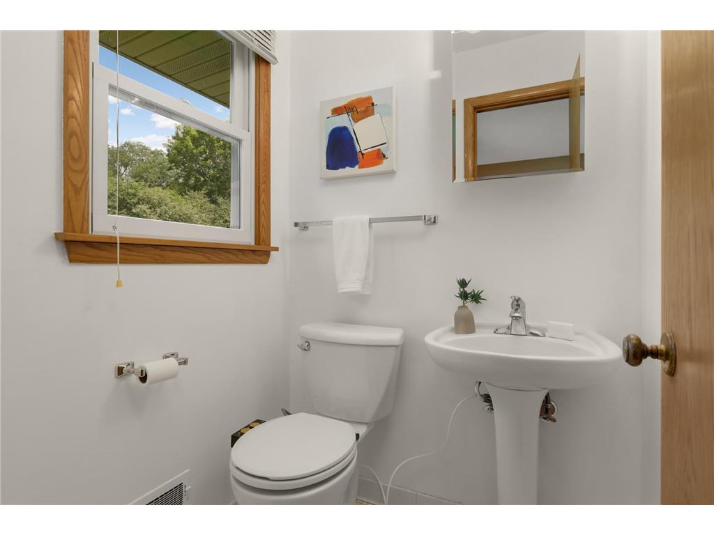 2080 Kelly Drive Golden Valley MN 55427 7062776 image36