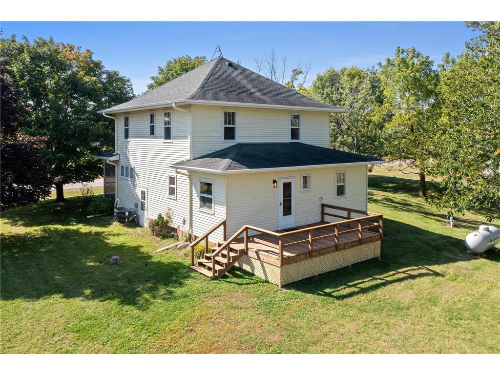 2081 357th Avenue NW Springvale Twp MN 55008 6600914 image1