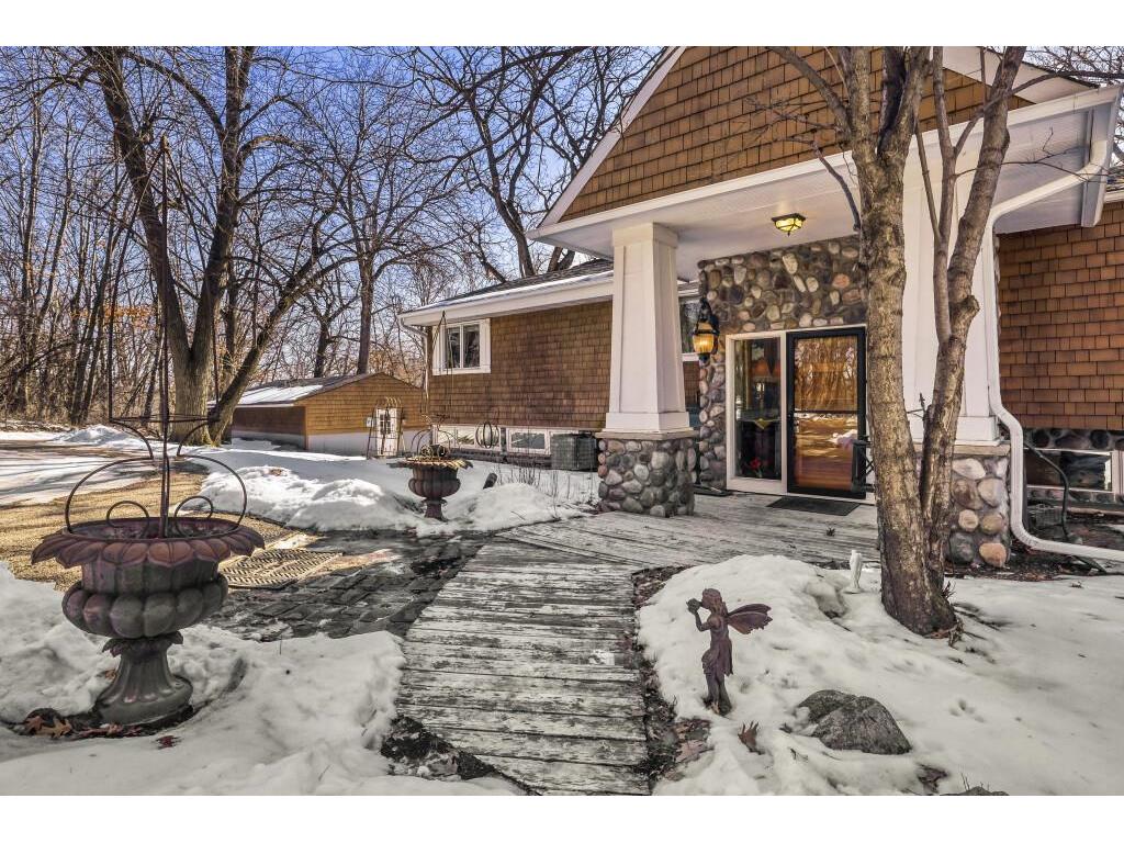 2081 Meeting Street Minnetonka MN 55391 7023480 image1