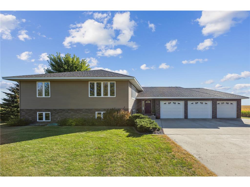 20812 Jupiter Drive Silver Lake MN 55381 6610791 image1