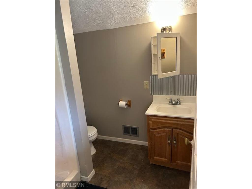 2082 Marshall Avenue Saint Paul MN 55104 6818545 image14