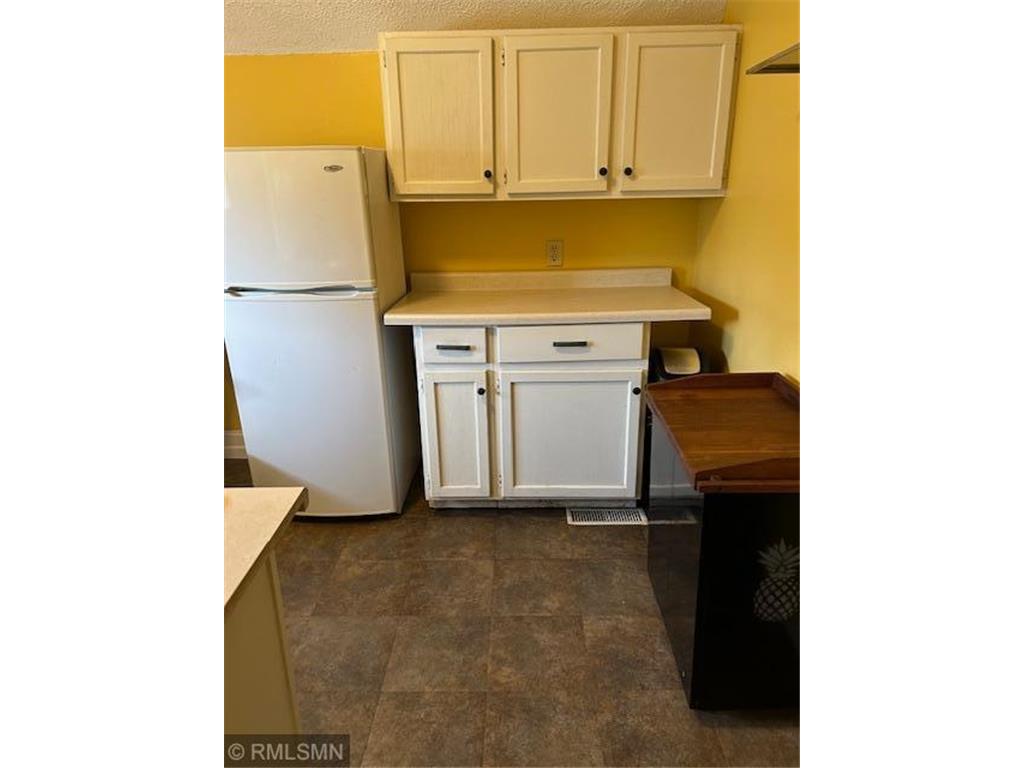 2082 Marshall Avenue Saint Paul MN 55104 6818545 image15