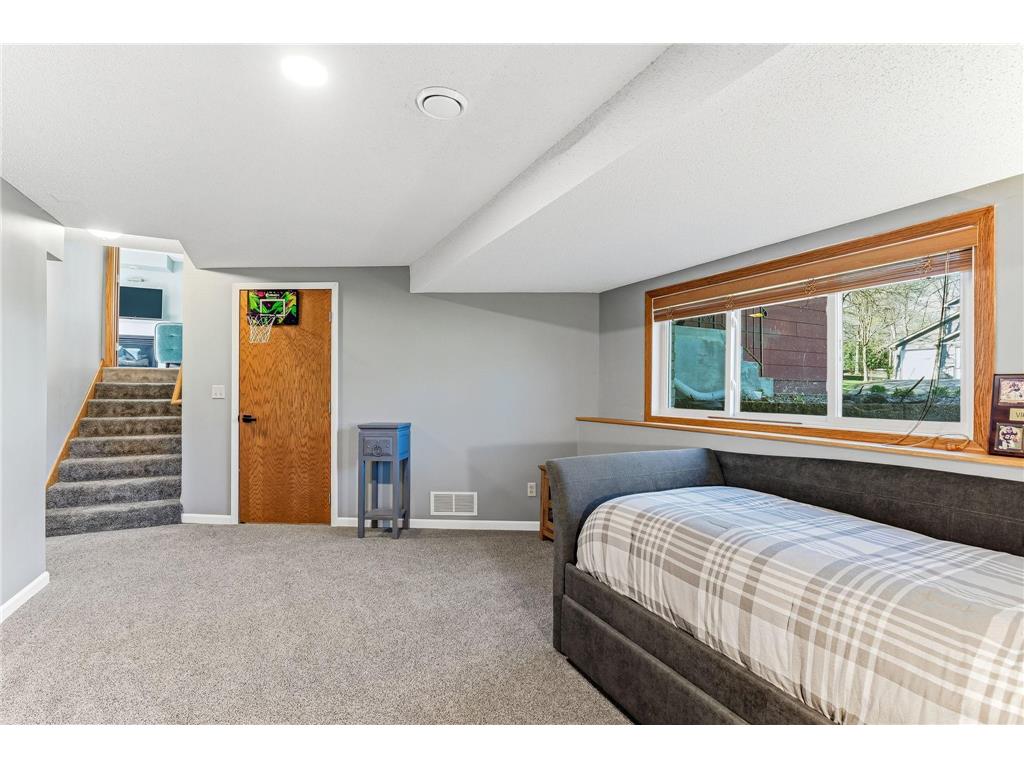 20828 Iran Avenue Lakeville MN 55044 7048216 image33