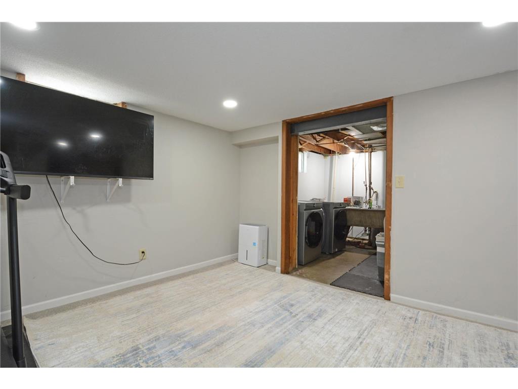 2083 Orange Avenue E Saint Paul MN 55119 7083692 image21