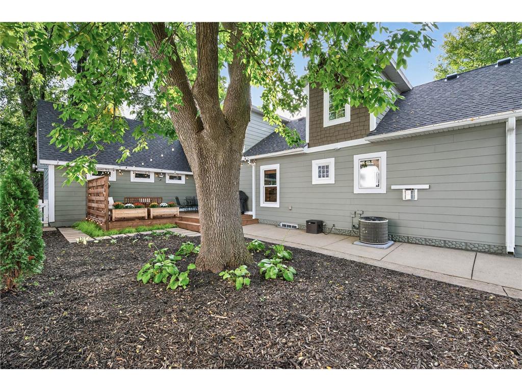 2084 4th Street White Bear Lake MN 55110 7081492 image3