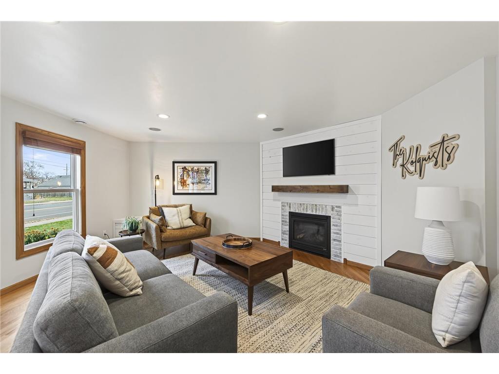 2084 4th Street White Bear Lake MN 55110 7081492 image9
