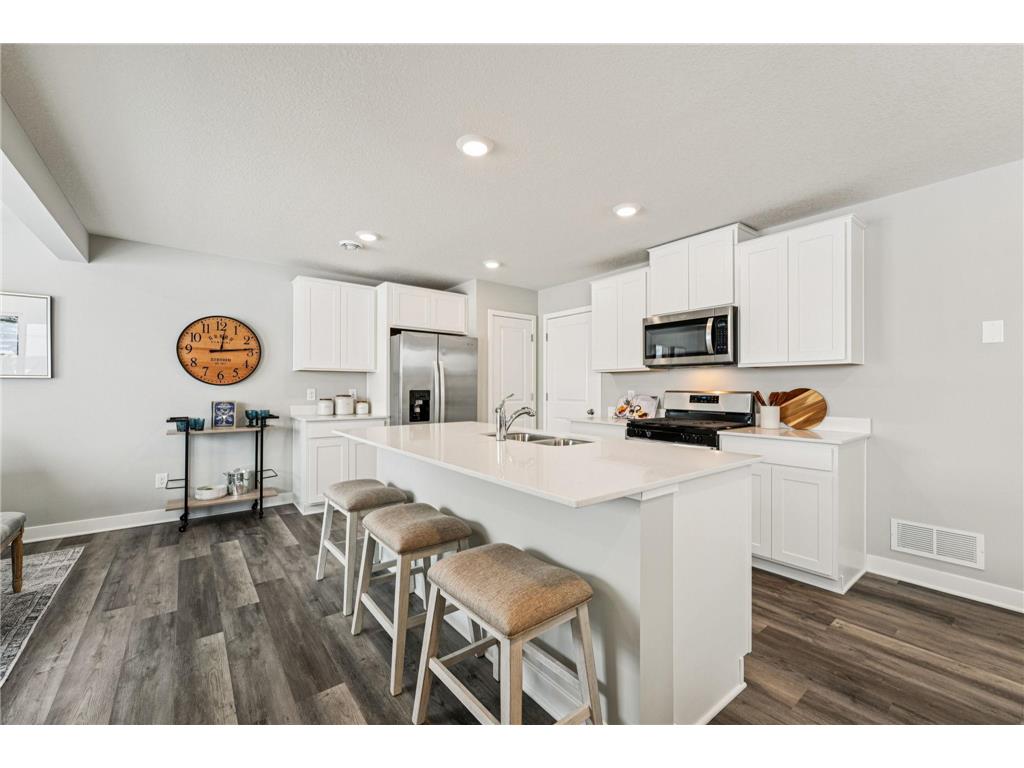 2084 Clearwater Terrace Shakopee MN 55379 7075887 image11