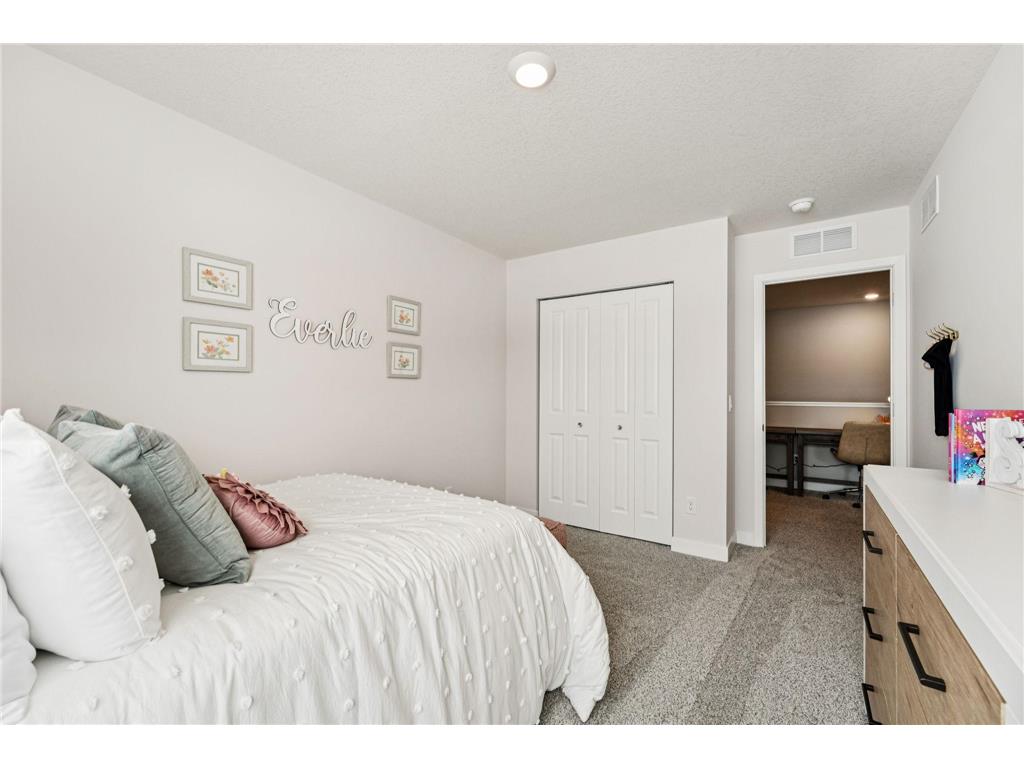 2084 Clearwater Terrace Shakopee MN 55379 7075887 image28