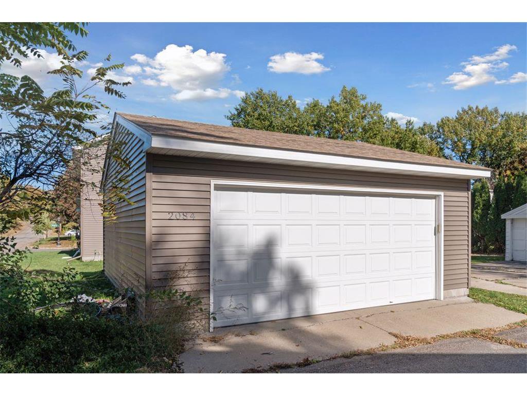2084 E Reaney Avenue Saint Paul MN 55119 7033904 image21