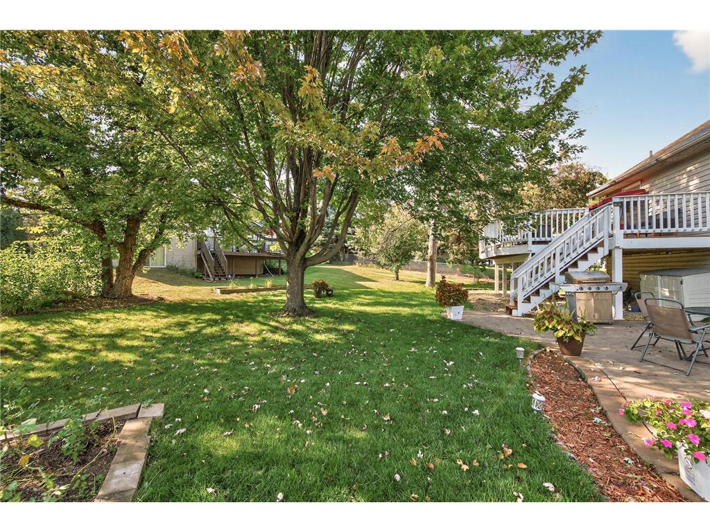 2084 Parkview Lane Woodbury MN 55125 7025435 image29