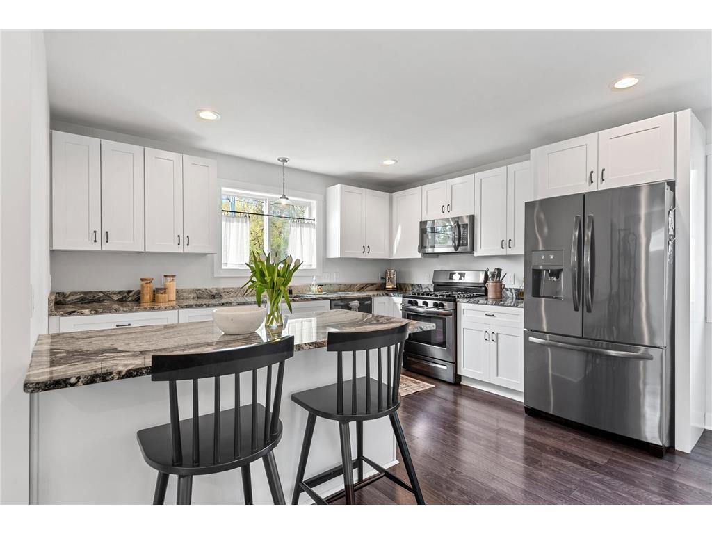 2084 Reaney Avenue E Saint Paul MN 55119 6359567 image1