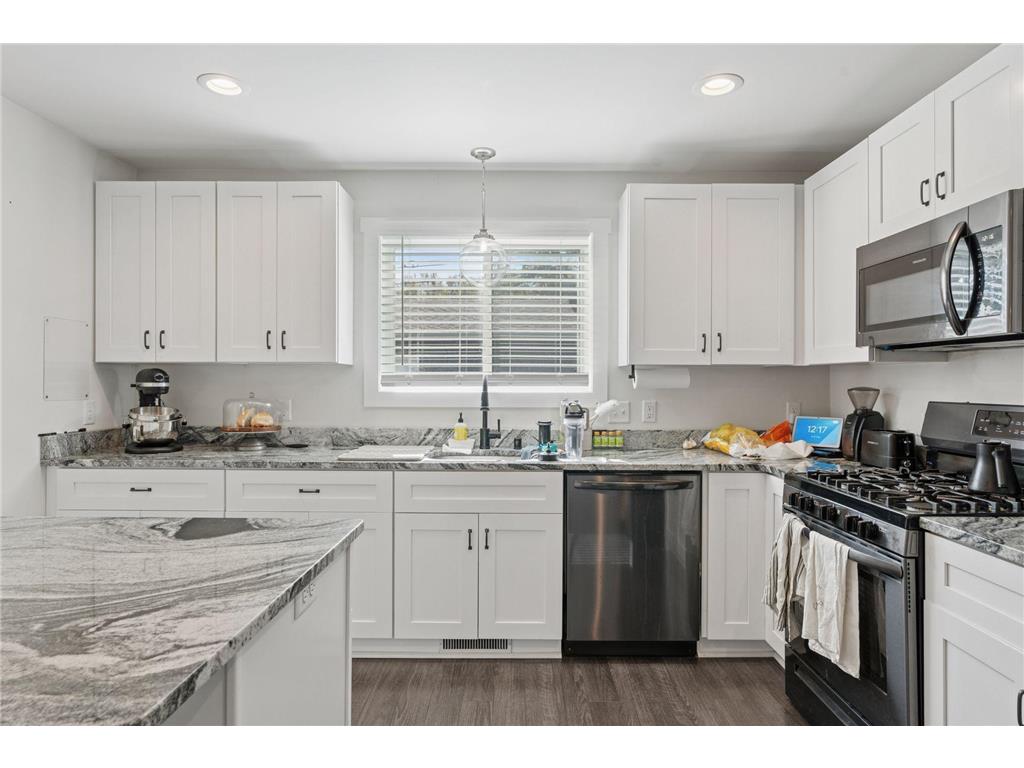 2084 Reaney Avenue E Saint Paul MN 55119 6810319 image9