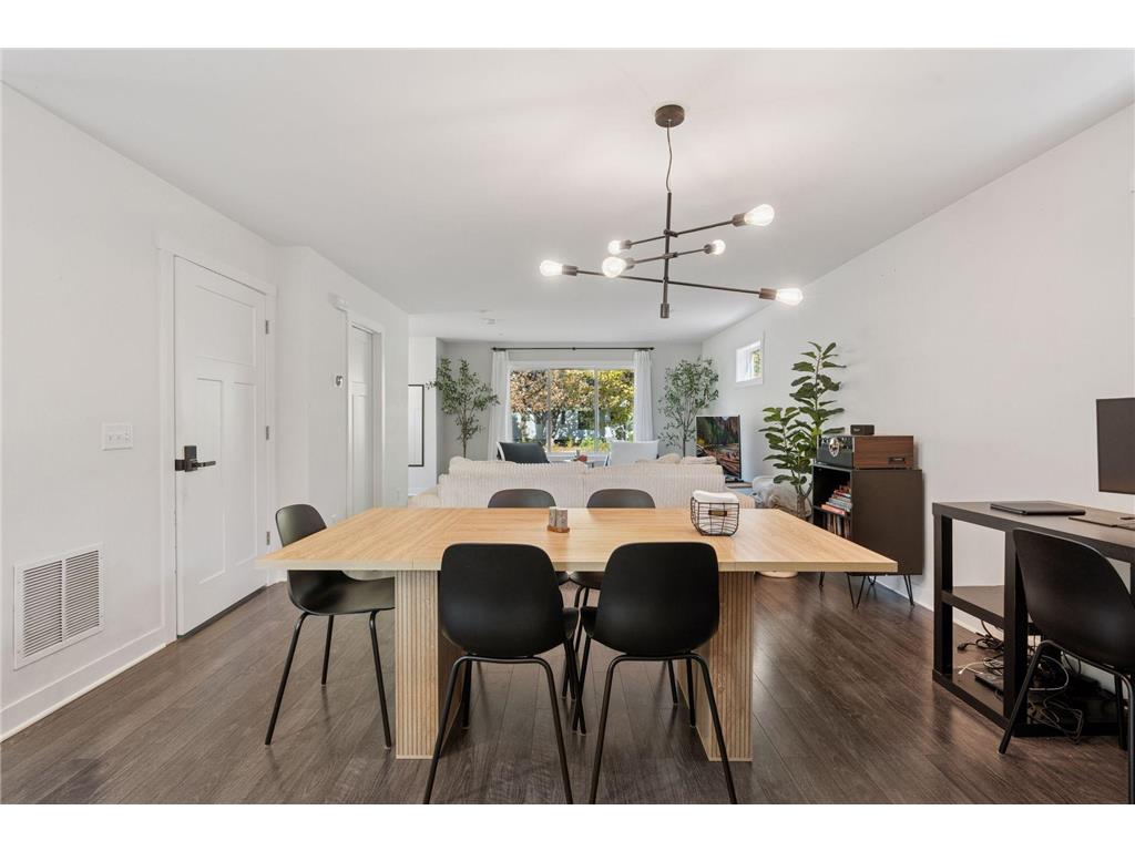 2084 Reaney Avenue E Saint Paul MN 55119 7020182 image10