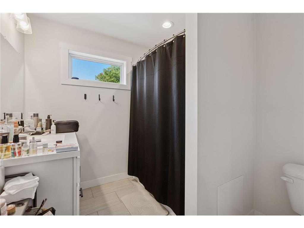 2084 Reaney Avenue E Saint Paul MN 55119 7020182 image17