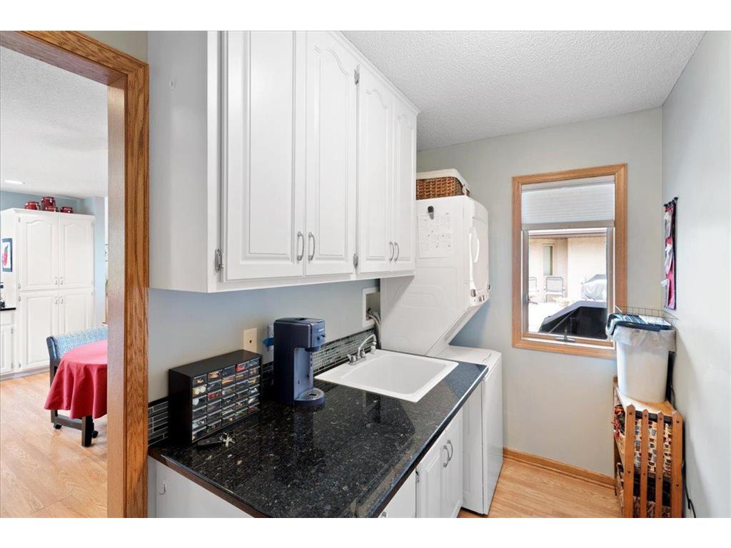 2084 Vierling Drive E Shakopee MN 55379 7081595 image17